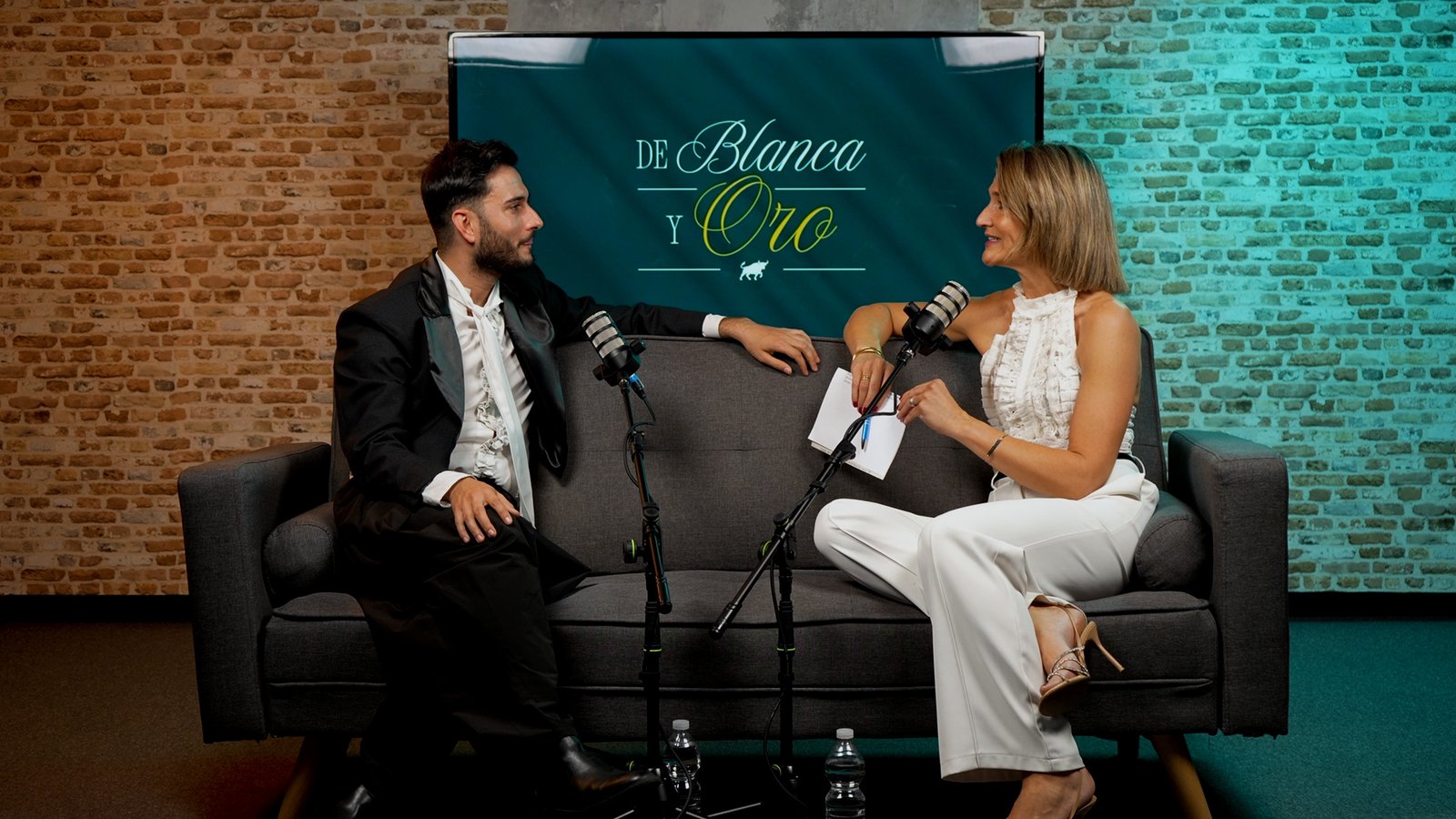 De Blanca y Oro - Podcast.00_34_22_24.Imagen fija001